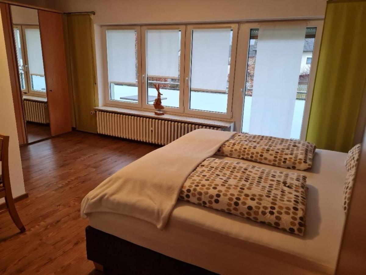 Gaestehaus Lehr Kinding Bagian luar foto