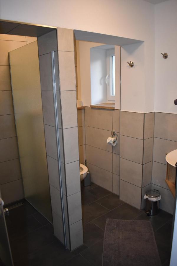 Gaestehaus Lehr Kinding Bagian luar foto